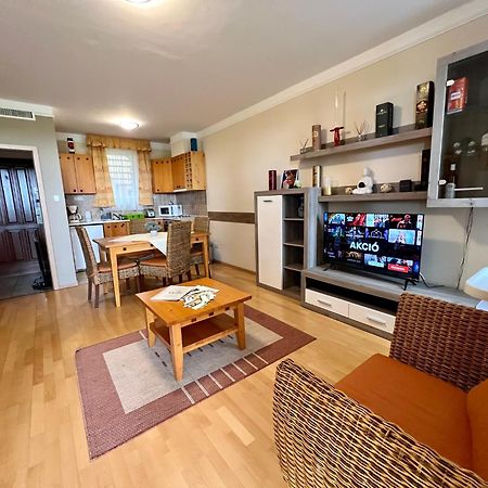 Luxus Golf Apartment Bük Εξωτερικό φωτογραφία