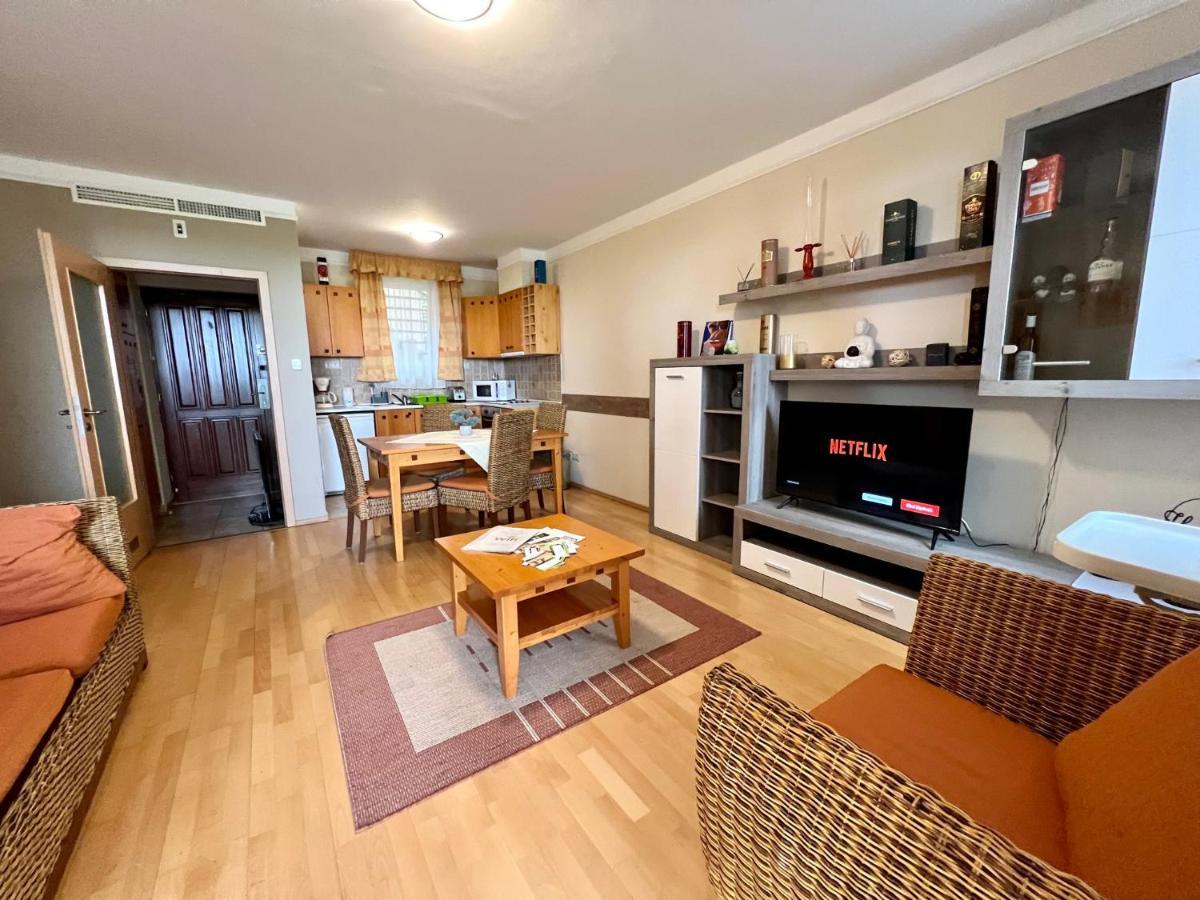 Luxus Golf Apartment Bük Εξωτερικό φωτογραφία